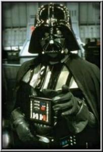 Con su tetrica apariencia y su personalidad de hierro, Vader infunde temor en tnato las fuerzas Rebeldes como las Imperiales